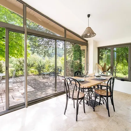 펜션 Maison Marvic, Le Tilleul T3 압트